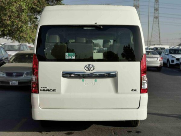 Toyota Hiace GL Diesel 2021_3