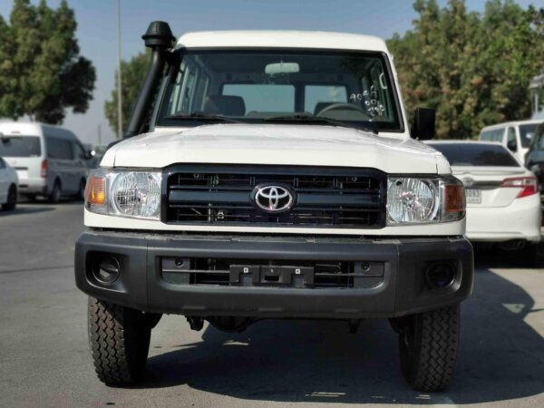 Toyota LandCruiser HardTop LX78_2