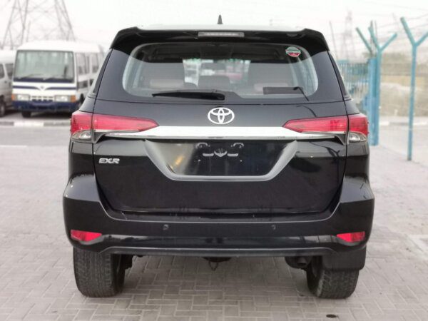 Toyota Fortuner EXR_3