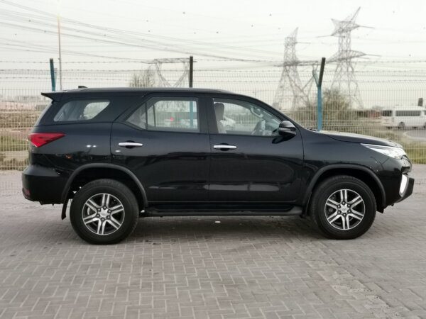 Toyota Fortuner EXR_6