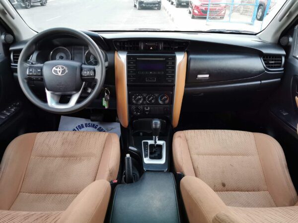 Toyota Fortuner EXR_8