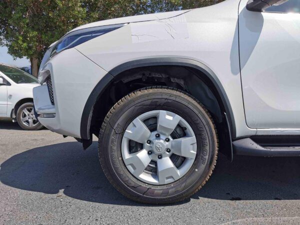 Toyota Fortuner 2021 SR5 alloy wheel