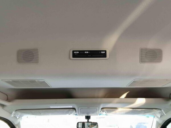 Toyota Hiace GL 2022 Rear Air Conditioner