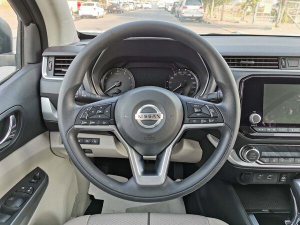 Nissan Xterra Titanium 2021 Interior Dubai