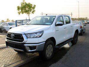 Toyota Hilux 2022 2.7P AT White
