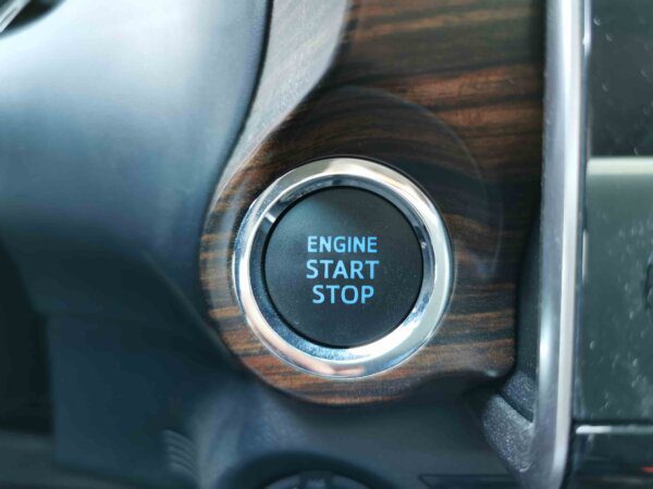 Toyota Hilux Adventure 2022 (Push Start)