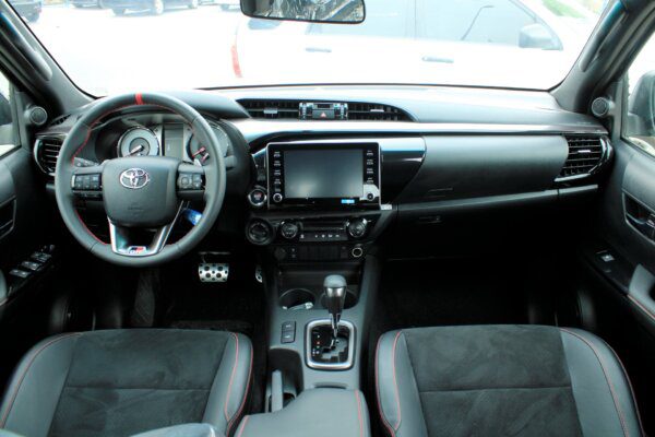 Toyota Hilux GR 2022 (Front interior pic)