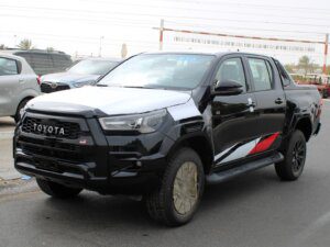 Toyota Hilux GR 2022 (Front left pic)