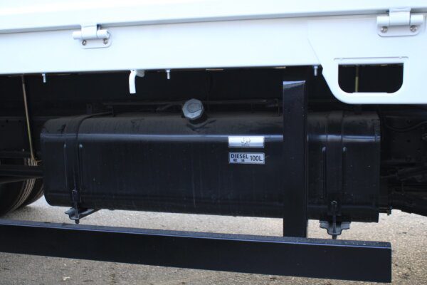 Mitsubishi Canter 2023 4.2D MT (Fuel Tank)