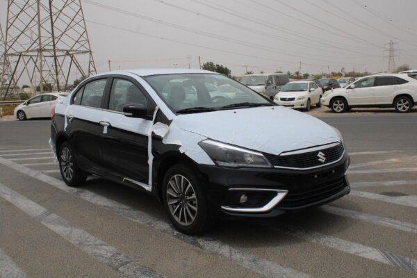 Suzuki Ciaz GLX 2023 1.4P AT Black (Front Right Side)