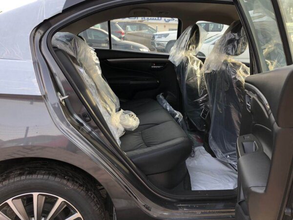 Suzuki Ciaz GLX 2023 1.4P AT Grey (Rear Seats)