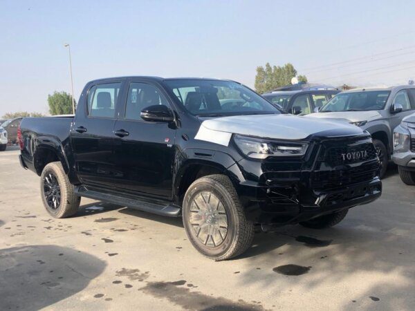 Toyota Hilux GR 2022 4.0P AT Black (Front Right Side)