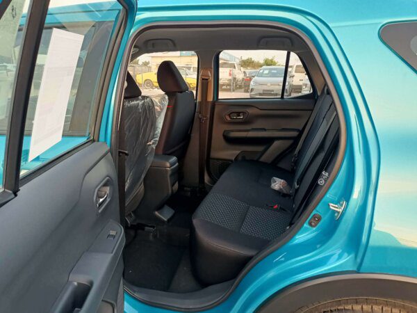 Toyota Raize 2022 1.2P AT Blue (Rear Left Seat)