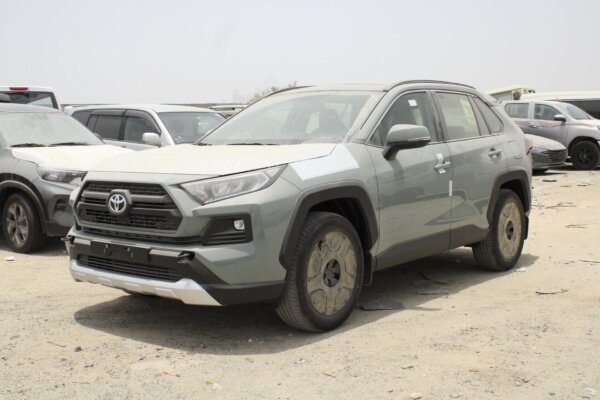 Toyota Rav4 2022 2.5P AT Urban Khaki (Front Left Profile)