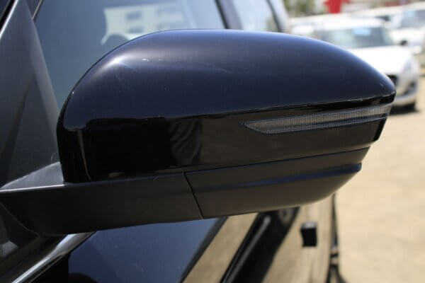 Chevrolet Captiva Premier 1.5P 2023 Black Back Side Mirror Profile