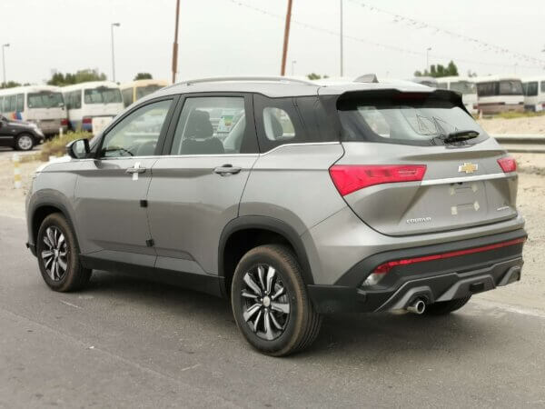 Chevrolet Captiva Premier 1.5P 2023 Silver Back Left Profile