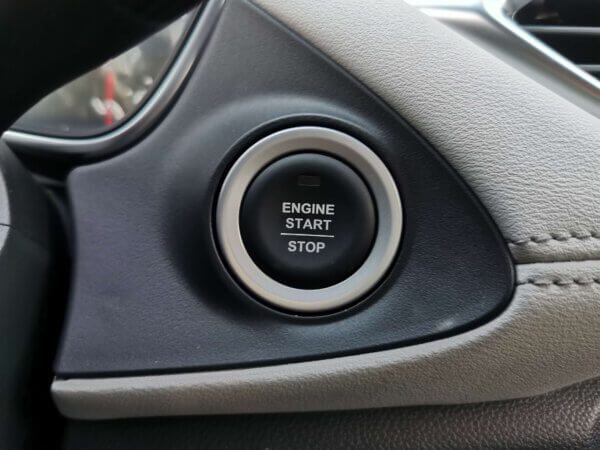 Chevrolet Captiva Premier 1.5P 2023 Silver Engine Start stop Button Profile