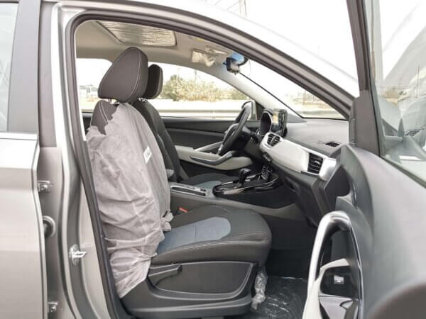 Chevrolet Captiva Premier 1.5P 2023 Silver Front Passenger Seat Profile