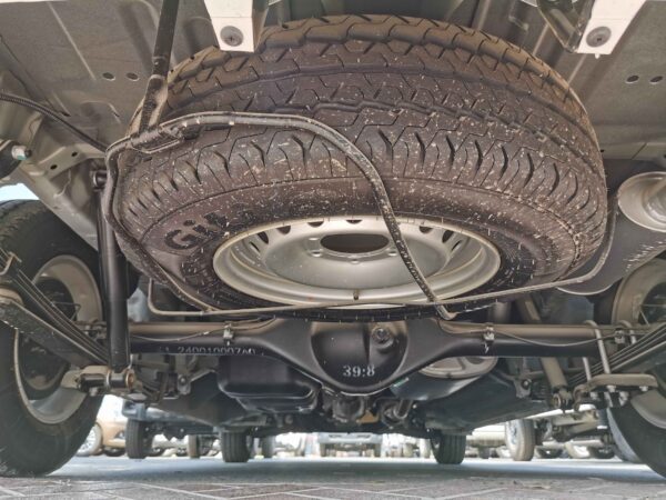 Foton View CS2 2020 2.4P White Down Spare Tyre Profile