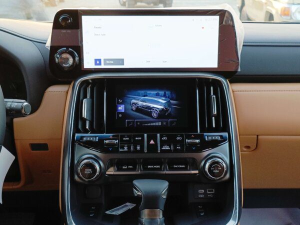 Lexus LX 600 Turbo Sport 2022 Gray Multimedia System