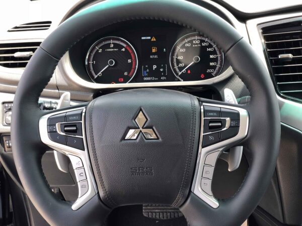 Mitsubishi L200 Sportero 2022 2.4D Black Steering Wheel Profile