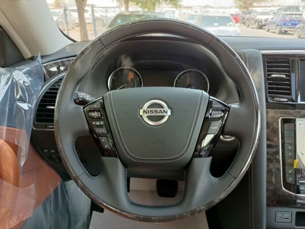 Nissan Petrol Platinum 2021 5.6P Black Steering Wheel Profile