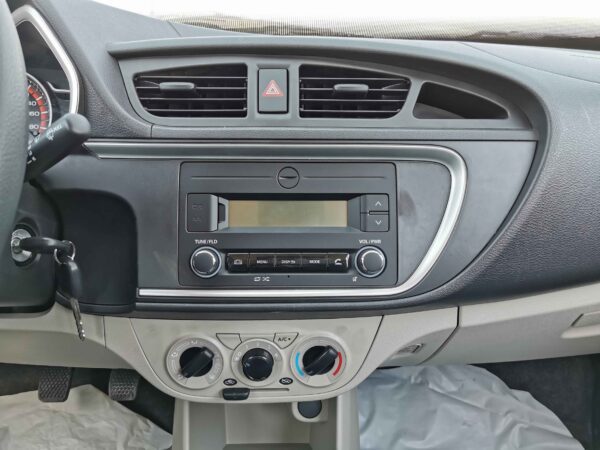 Suzuki Alto GLX 2023 0.8P Gray Multimedia System Profile