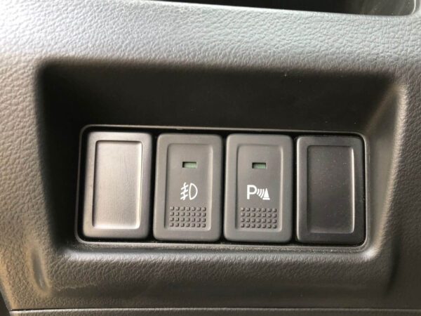 Suzuki Ciaz GLX 2023 1.4P Grey Parking sesor Button Profile