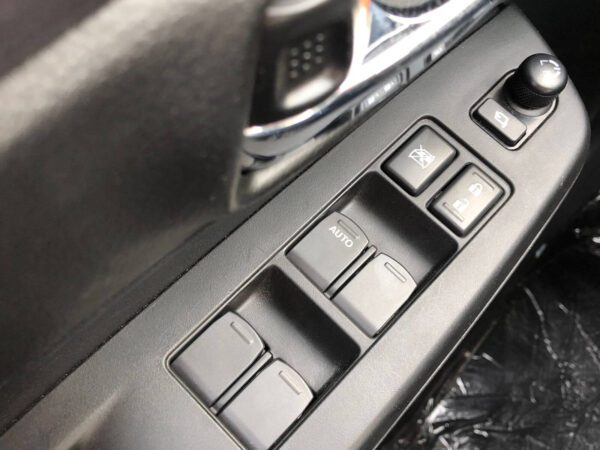 Suzuki Ciaz GLX 2023 1.4P Grey Side Buttons Profile