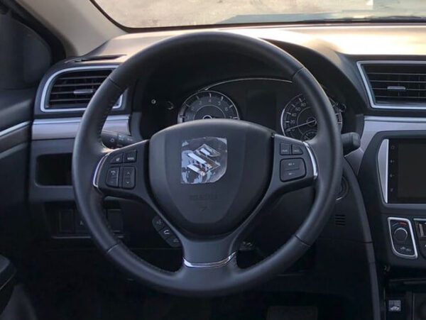 Suzuki Ciaz GLX 2023 1.4P Grey Steering Wheel Profile