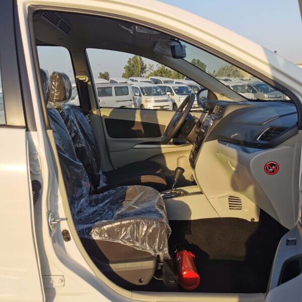 Toyota Avanza G 2020 1.5P White Front Passenger Seat Profile