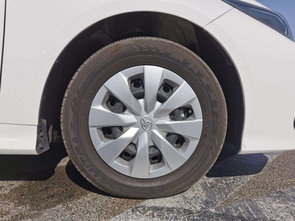 Toyota Corolla XLI 2020 1.6P White Alloy Wheel