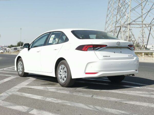 Toyota Corolla XLI 2020 1.6P White Full Back Left Profile