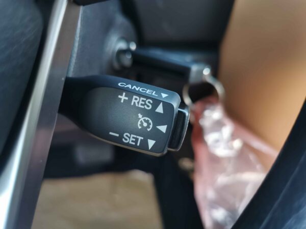 Toyota Fortuner TGN156 2022 2.7P Gray Cruise Control Profile