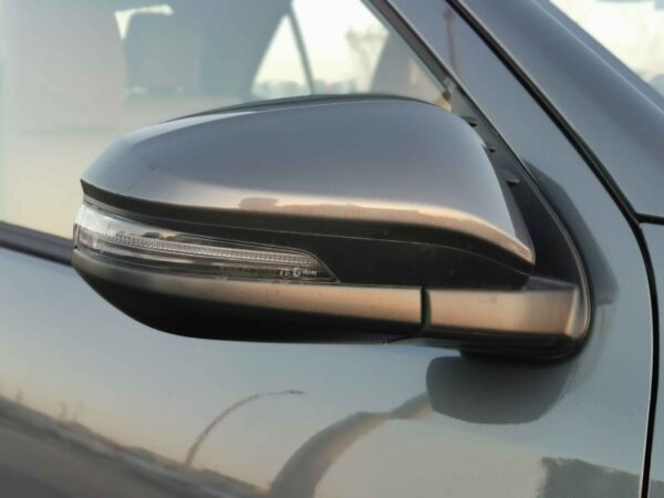 Toyota Fortuner TGN156 2022 2.7P Gray Side Mirror Profile