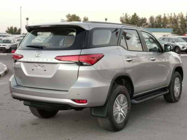 Toyota Fortuner TGN156 2022 2.7P Silver Right Back Profile
