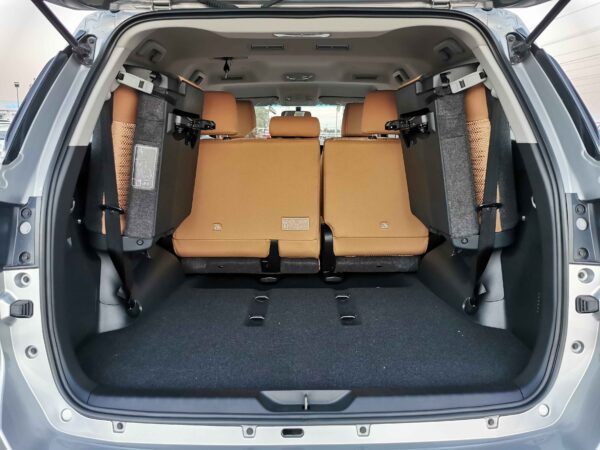 Toyota Fortuner TGN156 2022 2.7P Silver Trunk Profile