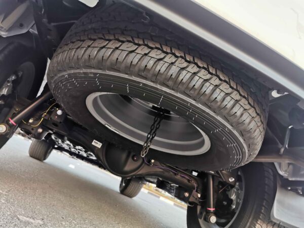 Toyota Fortuner TGN156 2022 2.7P White Down Spare Tyre Profile