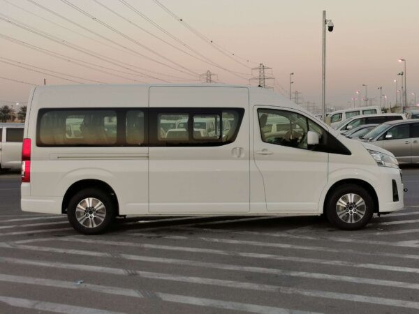 Toyota Hiace High Roof GL 2022 2.8D White Full Right Profile