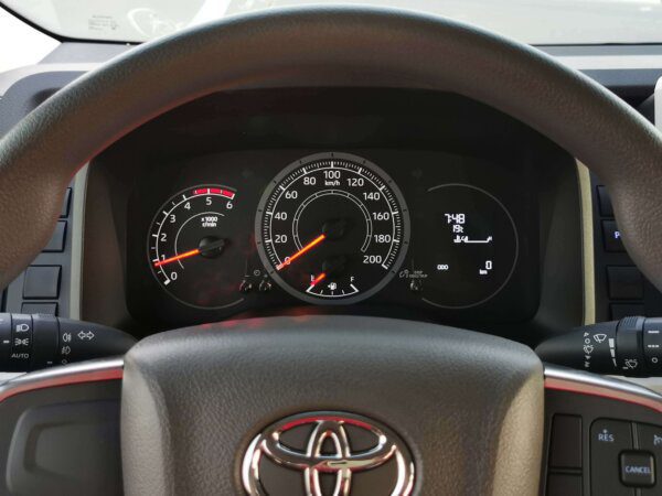 Toyota Hiace High Roof GL 2022 2.8D White Speedometer Profile