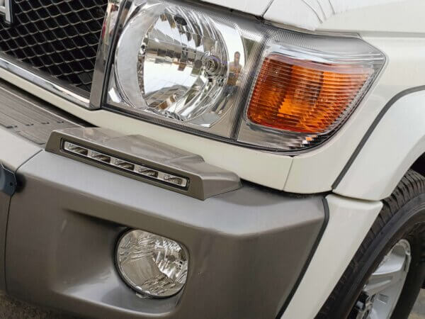 Toyota Land Cruiser LC79 Double Cabin 2022 4.5D White Headlight & Front Fog Light Profile