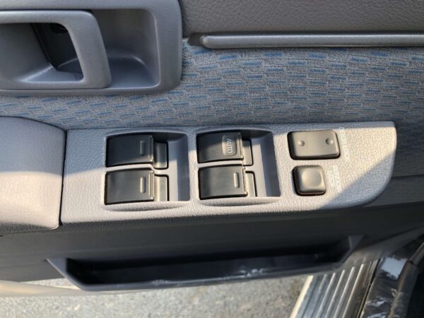 Toyota Land Cruiser LX76 2022 4.0P Gray Side Buttons Profile
