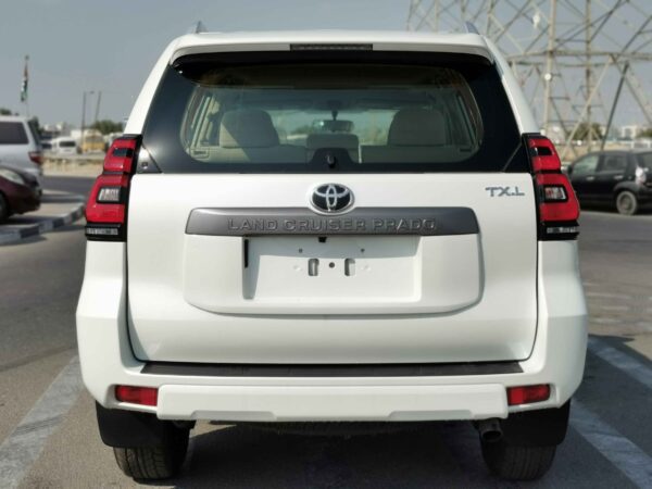 Toyota Prado TXL 2022 2.7P White Full Back Profile