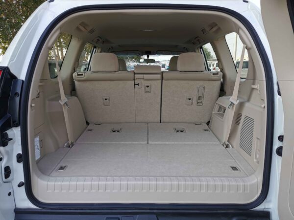 Toyota Prado TXL 2022 2.7P White Trunk Profile