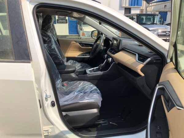 Toyota RAV-4 Hybird 2022 2.5P White Front Passenger Seat Profile