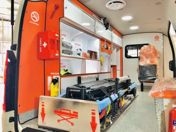 Toyota Hiace ALS ambulance - cabinet