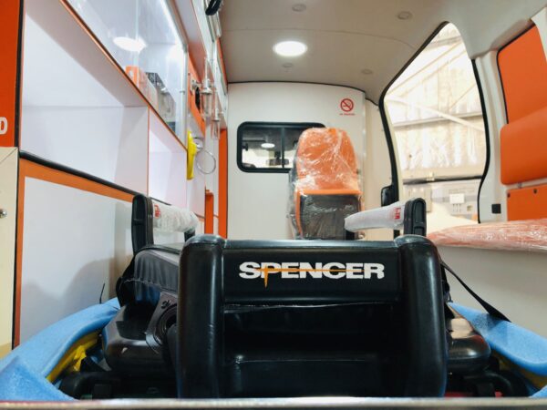 Toyota Hiace ALS ambulance - spencer stretcher