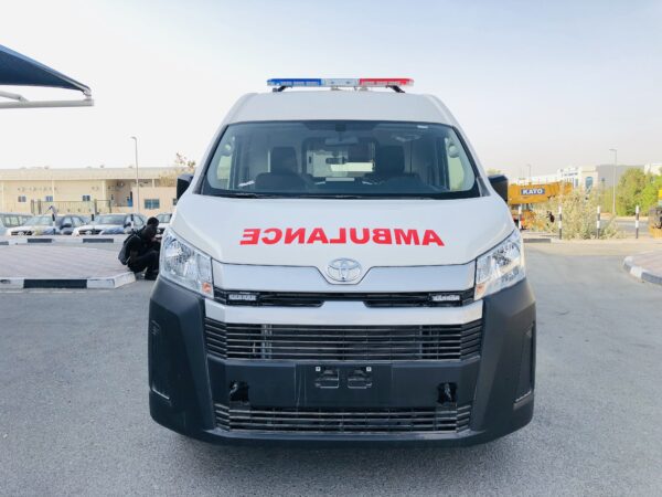 Toyota Hiace ALS ambulance - front
