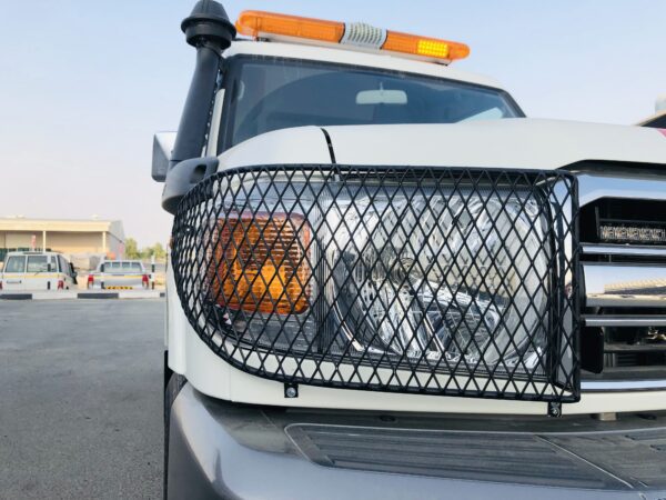 Land Cruiser Off-road ambulance - headlight - mesh