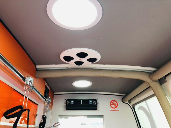 Land Cruiser Off-road ambulance - ventilation - fan